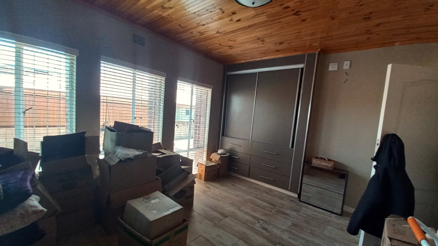 4 Bedroom Property for Sale in Vredenburg Western Cape